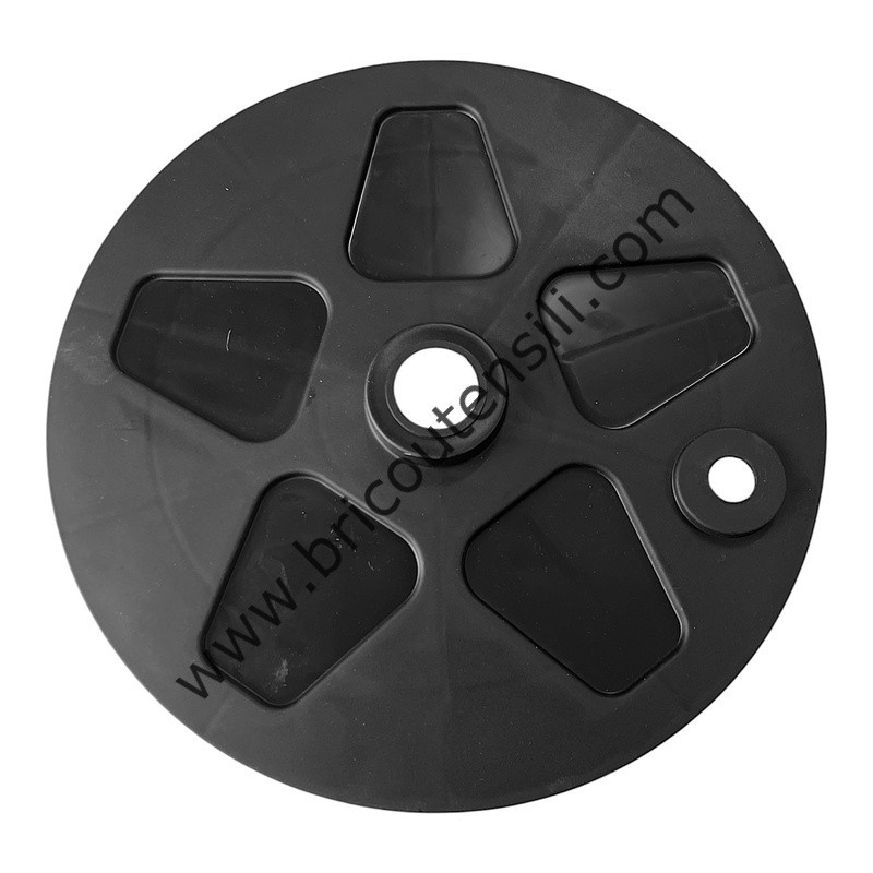 Inner cover of hub